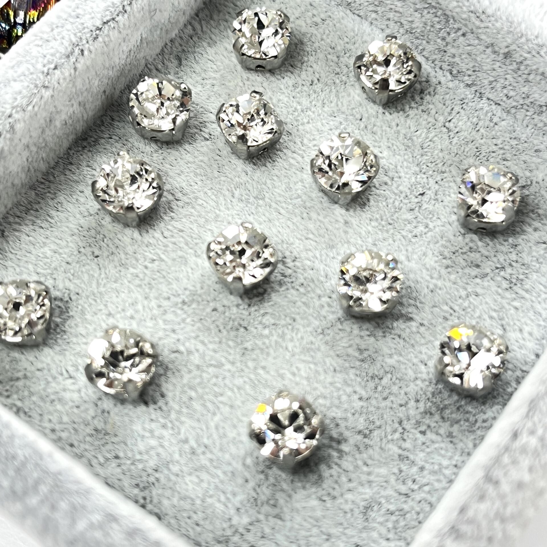 Celestial Beyoğlu SS29 (6mm) Kasalı Kristal Taş - Beyaz Kristal Dikme Taş