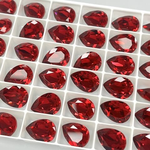 Swarovski 4320 14X10mm Scarlet (276) Foyalı - Damla Şekilli Kasalanabilir Taş