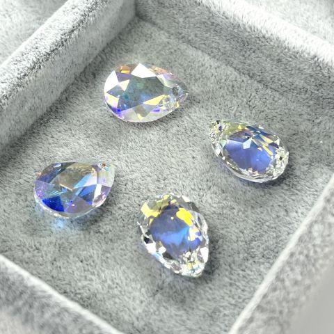 Swarovski 6433 Şişman Damla 16mm Crystal AB (001AB) - Şişman Damla Şekilli Tek Delikli Janjan Kolye Ucu