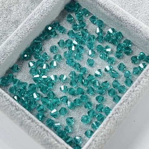 Celestial 4mm Bicone Piramit Boncuk Light Turquoise (263) - Açık Turkuaz Renkli Boncuk