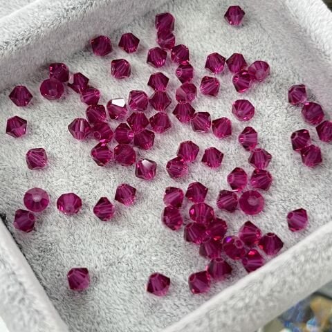 Celestial 4mm Bicone Piramit Boncuk Fuchsia (502) - Fuşya Renkli Boncuk
