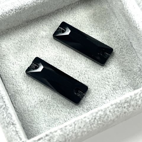 Dikdörtgen Şekilli 25,5x9mm Dikilebilir Jet Black Cam Taş - Siyah Dikme Taş