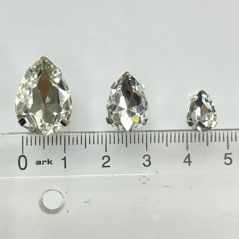 Damla Şekilli Kasalı Dikilebilir Beyaz Cam Taş - 50 ve 10 Adet - Boy Seçenekleri Mevcuttur