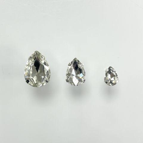 Damla Şekilli Kasalı Dikilebilir Beyaz Cam Taş - 50 ve 10 Adet - Boy Seçenekleri Mevcuttur