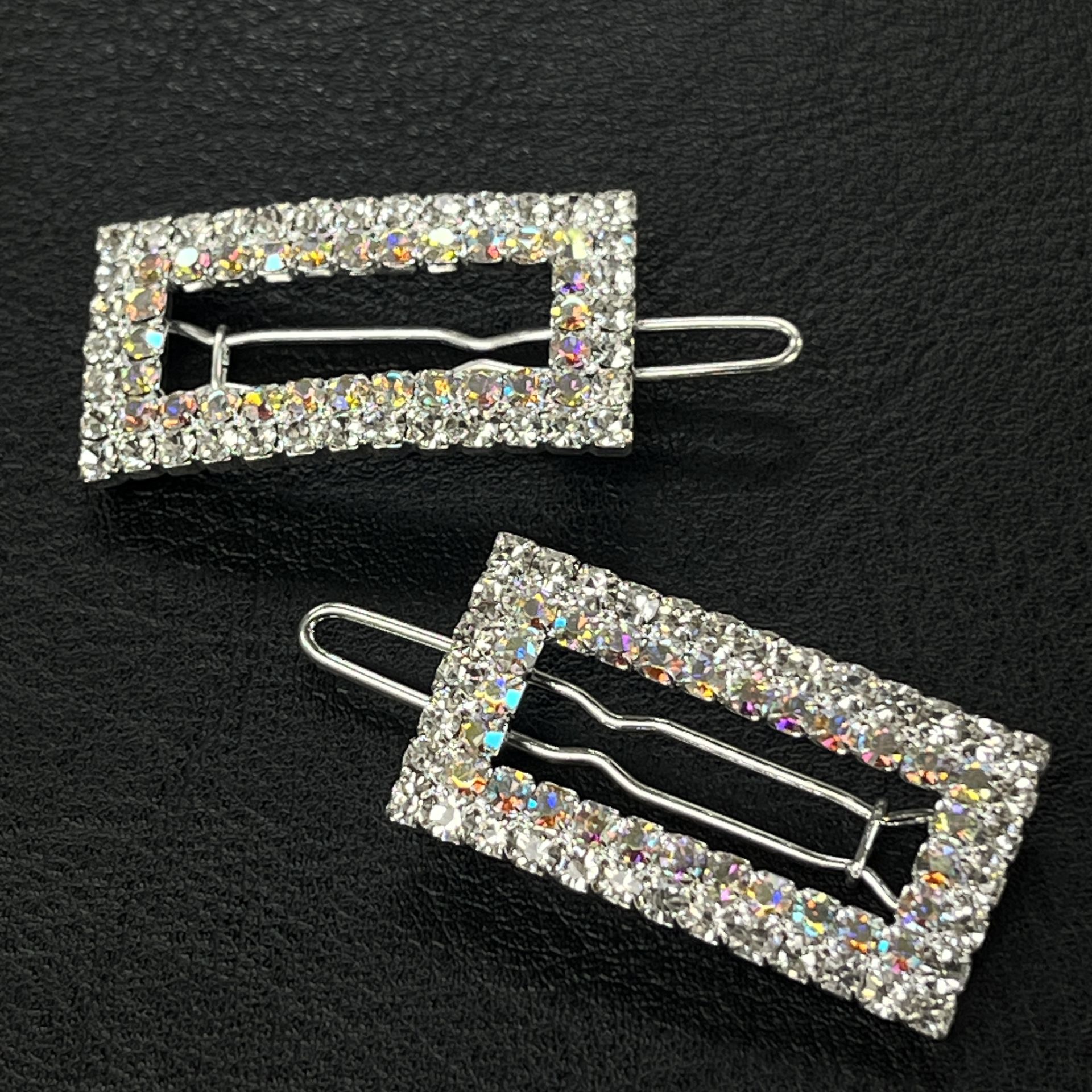 Wendy Dikdörtgen Saç Tokası - Parlak Kristal Taşlı Perçinli Saç Firketesi