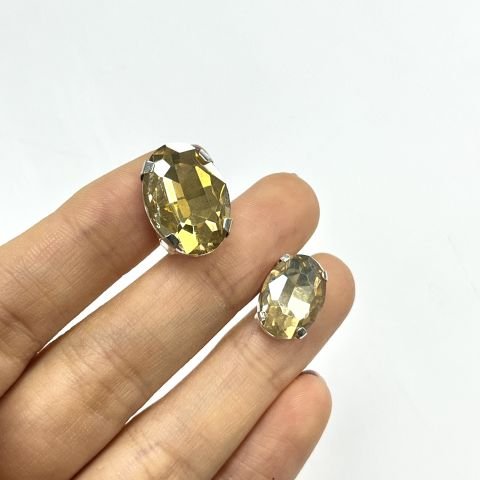 Oval Şekilli Kasalı Dikilebilir Altın Cam Taş - 50 ve 10 Adet - Boy Seçenekleri Mevcuttur