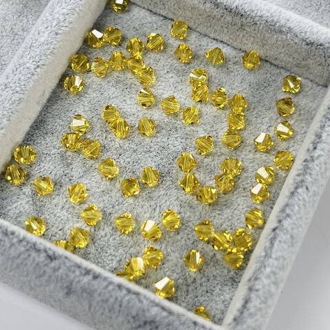 Celestial 4mm Bicone Piramit Boncuk Light Topaz (226) - Açık Sarı Renkli Boncuk