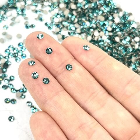 Swarovski 2088 Altı Düz SS12 Rec.Caribbean Green (1409) F - Yuvarlak Açık Yeşil-Turkuaz Kristal Taş