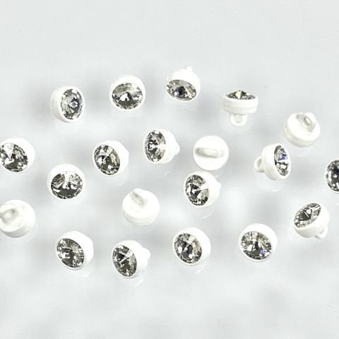 1770/129 Beyaz Plastik Çerçeve İçine Oturtulmuş 6mm Rivoli Kristalli Alttan Dikilebilir Düğme