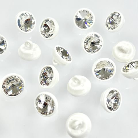 1770/139 Beyaz Plastik Çerçeve İçine Oturtulmuş 8mm Rivoli Kristalli Alttan Dikilebilir Düğme