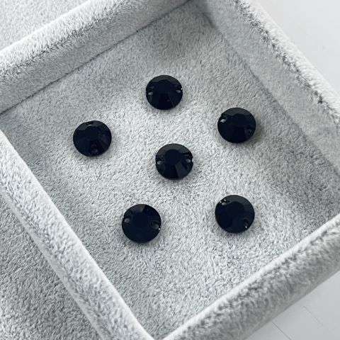 Swarovski 3204 8mm Jet  (280)  Siyah Yuvarlak İki Delikli Dikme Taş
