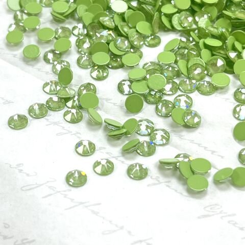 Swarovski 2088 SS20 Crystal Paradise Green Lux (001 L182L) Unfoiled - Yuvarlak Altı Düz Foyasız Yeşil Kristal Taş