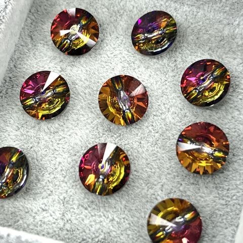 Swarovski 3015 Düğme 12mm Crystal Volcano (001VOL) F - Mor Efektli Yuvarlak Kristal Düğme