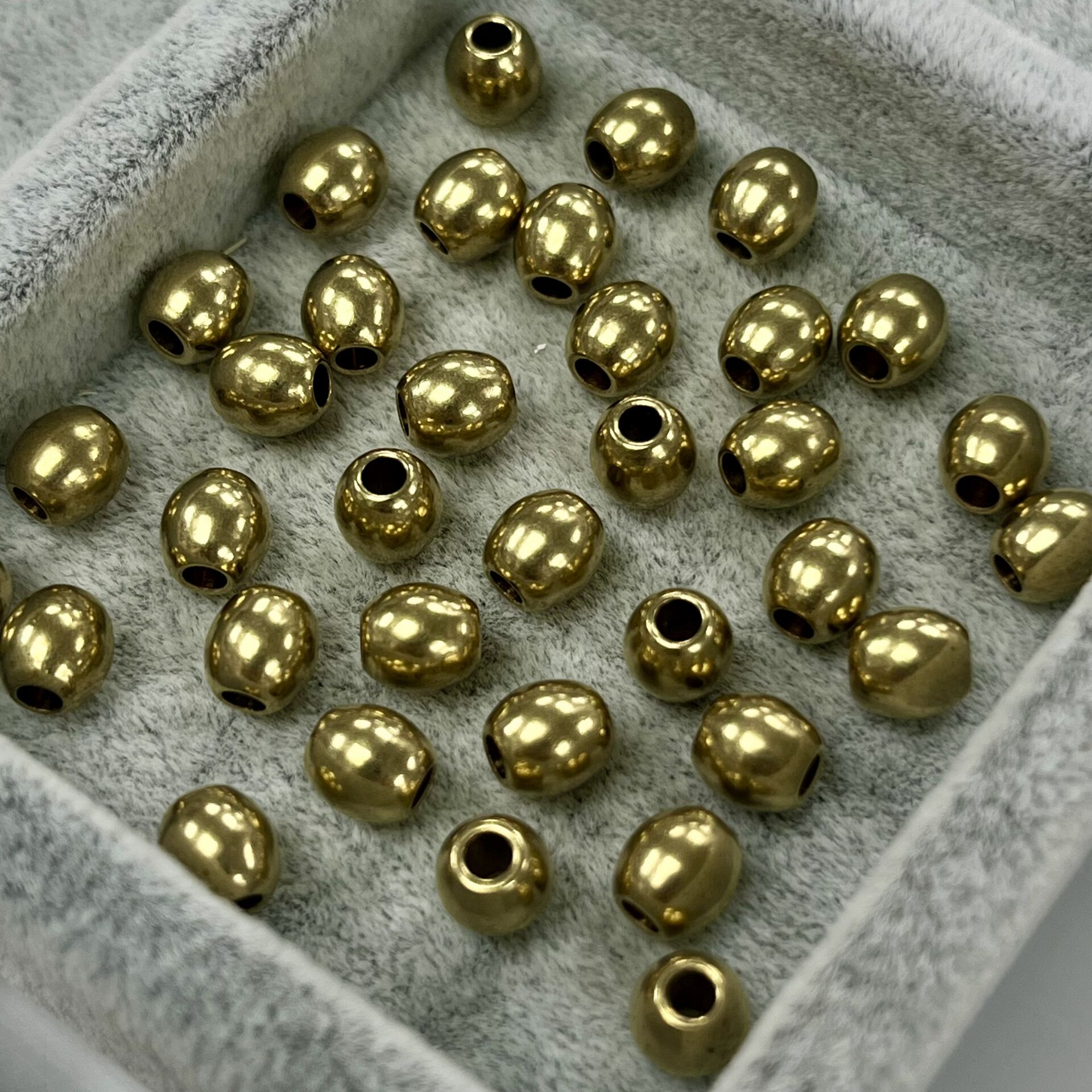 Zeytin Şekilli Pirinç Metal Boncuk 6mm x 6,5 mm - Ham