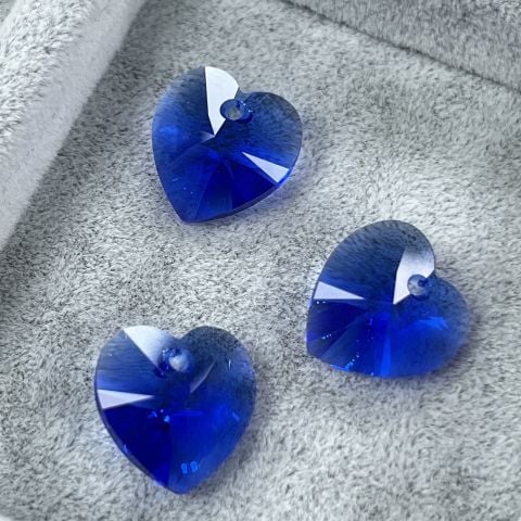 Swarovski 6228 Kalp 14mm Majestic Blue (296) - Lacivert Kalp Kolye Ucu