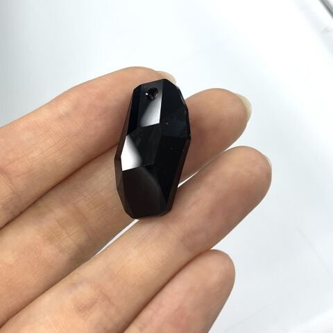 Swarovski 6673 Meteor 28mm Jet (280) - Sarkıt Şekilli Tek Delikli Siyah Renkli Kolye Ucu
