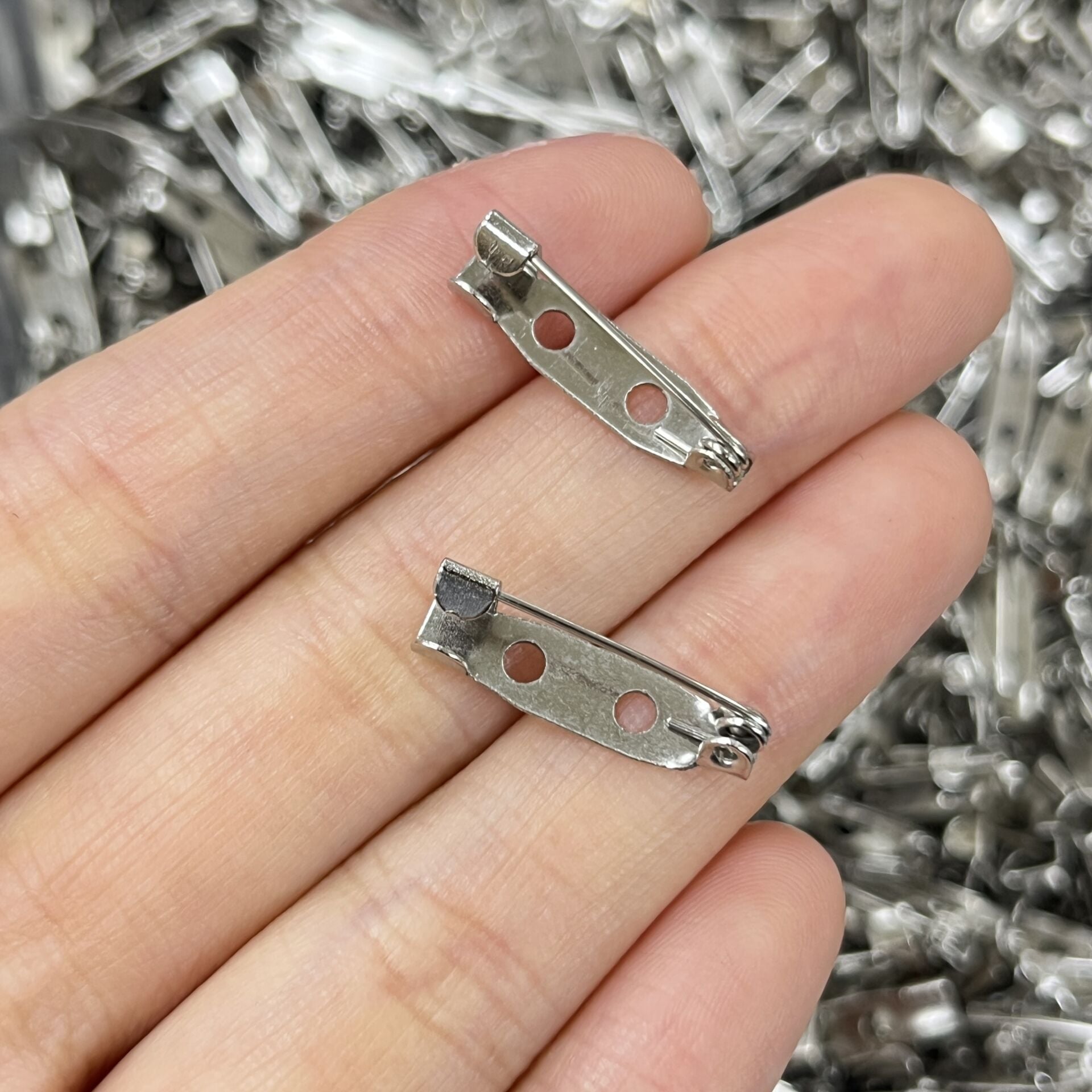 2cm Rodyum Kaplamalı Emniyetsiz Broş İğnesi