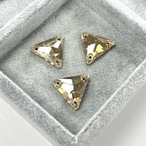 Üçgen Şekilli 16mm Dikilebilir Crystal Golden Shadow Cam Taş - Altın Dikme Taş