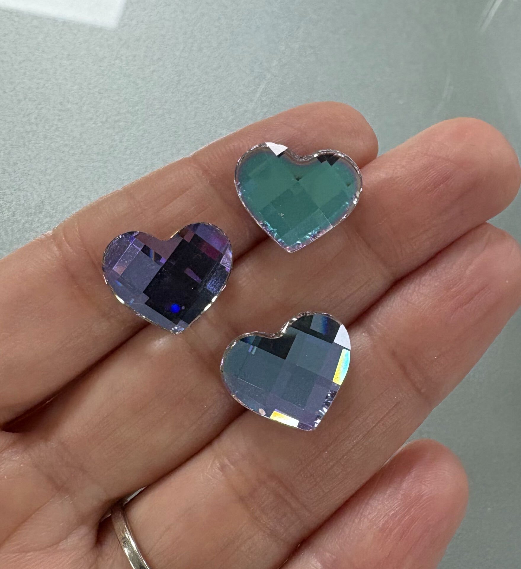 Celestial Altı Düz Kalp - 16x13,5mm - Pöti Kare Kesimli Foyalı Kristal Taş