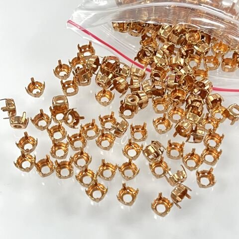 JOSEF BERGS Chaton SS39 - 4 Hole Slot - Raw