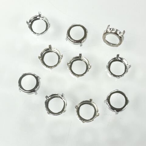 JOSEF BERGS Rivoli 12mm - 4 Delikli Yuva - Beyaz Kaplamalı