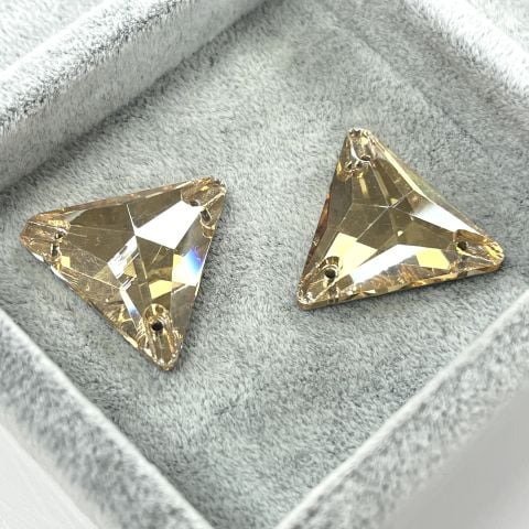Üçgen Şekilli 22mm Dikilebilir Crystal Golden Shadow Cam Taş - Altın Dikme Taş