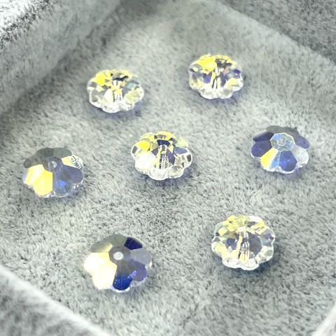 Swarovski 3700 Çiçek Lochrosen 8mm Crystal AB (001AB) - Janjan Efektli Ortadan Delikli Dikme Taş