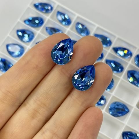 Swarovski 4320 Damla 14x10mm Recreated Ice Blue (1405)  F - Damla Şekilli Buz Mavisi Kristal Taş