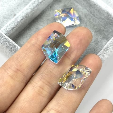 Swarovski 6680 Cosmic 20mm Crystal AB (001AB) - Janjan Kolye Ucu