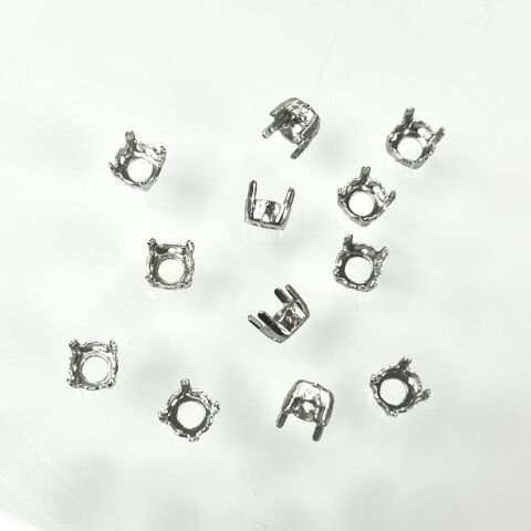 JOSEF BERGS Chaton SS29 - 4 Delikli Yuva - Beyaz Kaplamalı