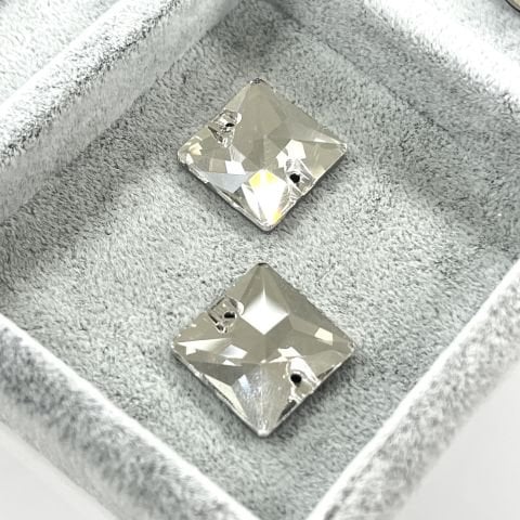 Kare Şekilli 16mm Dikilebilir Crystal Cam Taş - Beyaz Dikme Taş