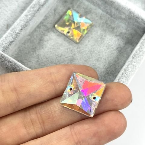 Kare Şekilli 16mm Dikilebilir Crystal AB Cam Taş - Janjan Dikme Taş
