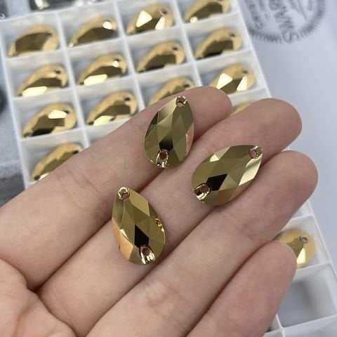 Swarovski 3230 Damla Dikme 18x10,5mm Crystal Aurum F (001 AUR)  - Altın Renk Dikilebilir Kristal Taş