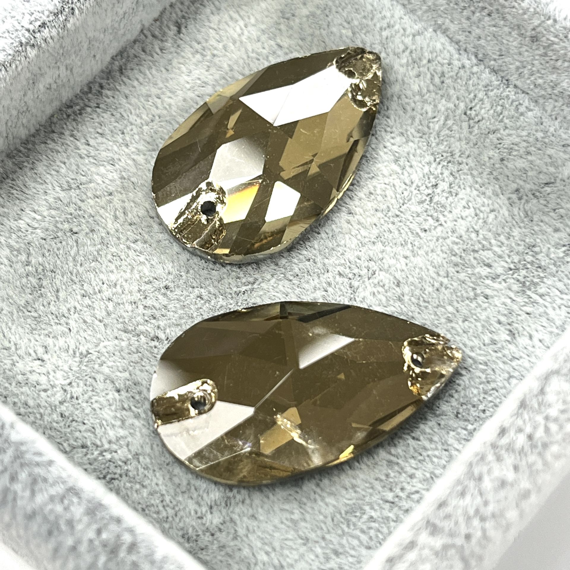 Damla Şekilli 28x17mm Dikilebilir Light Colorado Topaz Cam Taş - Açık Kahverengi Dikme Taş