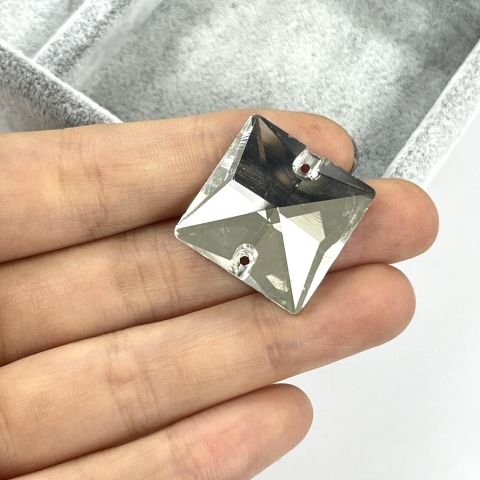 Kare Şekilli 22mm Dikilebilir Crystal Cam Taş - Beyaz Dikme Taş