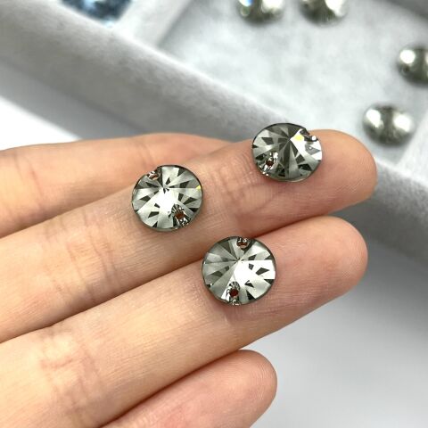 Swarovski 3200/G Rivoli 10mm Black Diamond (215) Foiled - Füme Yuvarlak İki Delikli Dikme Taş