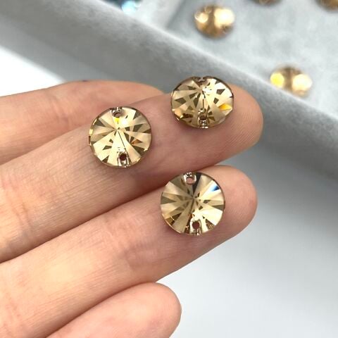 Swarovski 3200/G Rivoli 10mm Light Colorado Topaz (246) Foiled - Koyu Altın Yuvarlak İki Delikli Dikme Taş
