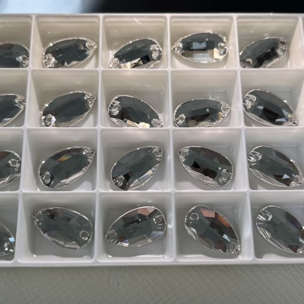 Stellux A330 18x10,5mm Crystal Foyalı - Damla Şekilli Beyaz Dikme Taş