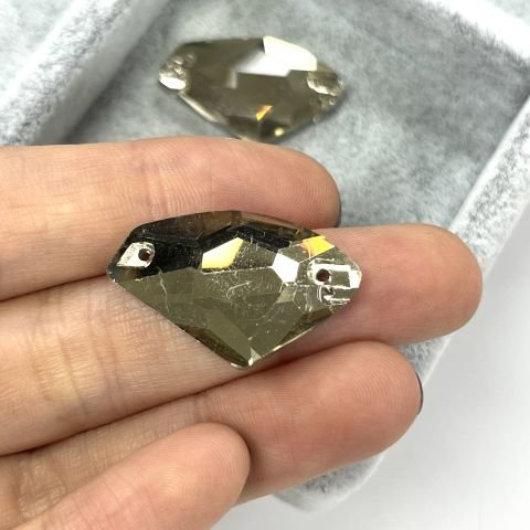 Galactic Şekilli 27x16mm Dikilebilir Light Colorado Topaz Cam Taş - Açık Kahverengi Dikme Taş